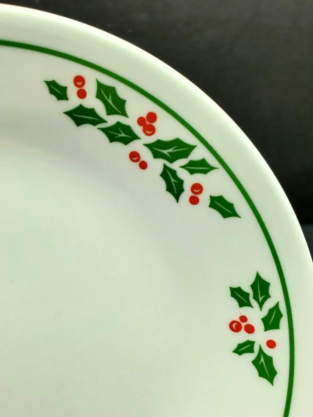 Corelle Winter Holly Bread Plates Dessert Plates Corning Holiday Appetizer Plate